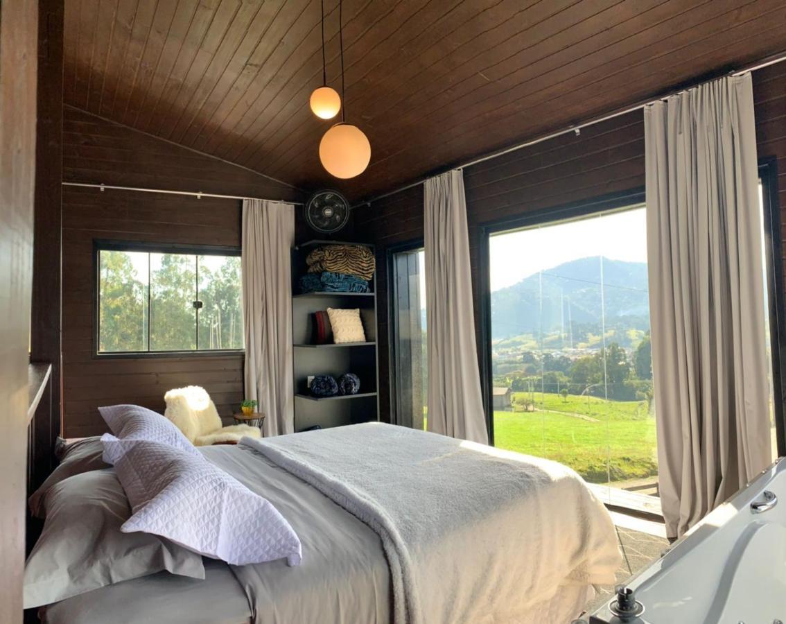 Loft Felicidade- Pousada Cachoeira Da Neve Урубиси Екстериор снимка